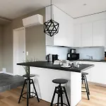 Minerva Apartments By Quokka 360 - Close To Lugano Station